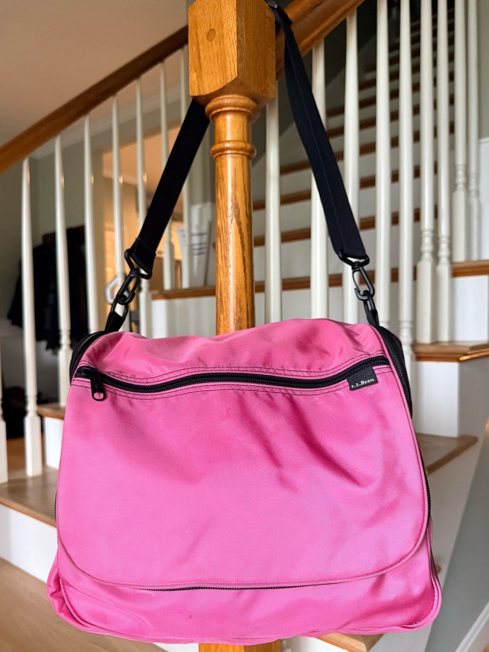 L.L.Bean Pink Hanging Travel Toiletry Bag Organizer | Large Cosmetic Case